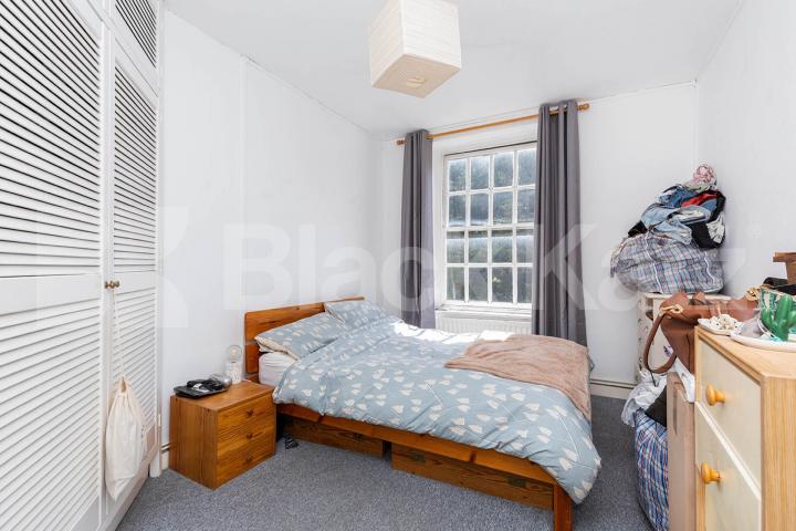 Spacious 1 bedroom located in Hoxton Mill Row, Hoxton
